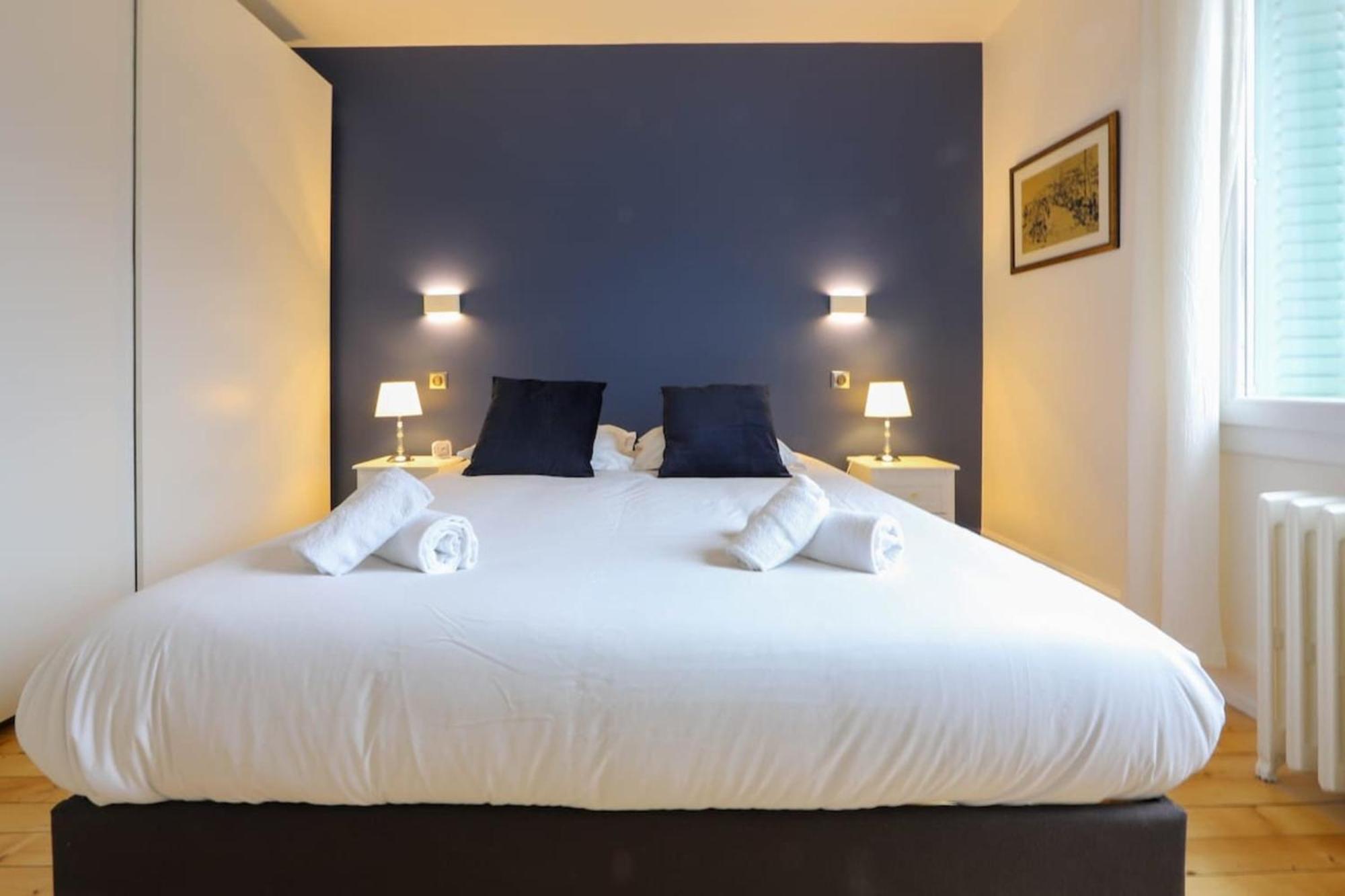 Le Boudoir Bleu - 2 Chambres アヌシー エクステリア 写真